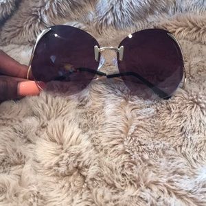 Women’s fashion sunglasses
